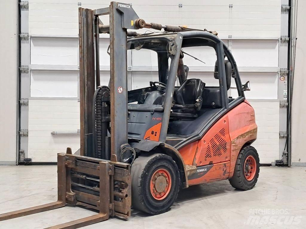 Linde H45D-01 Tehnika ar dīzeļa dzinēju
