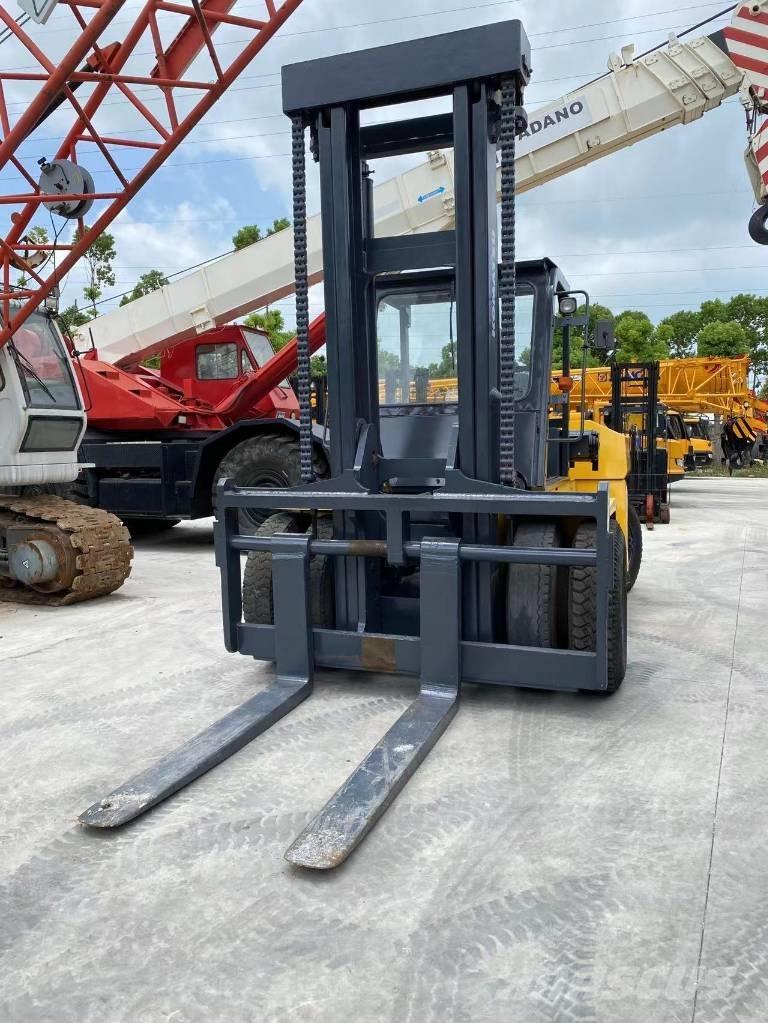 Komatsu FD 160 Tehnika ar dīzeļa dzinēju