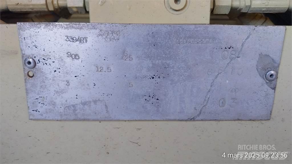 JLG 3394RT Šķerveida pacēlāji