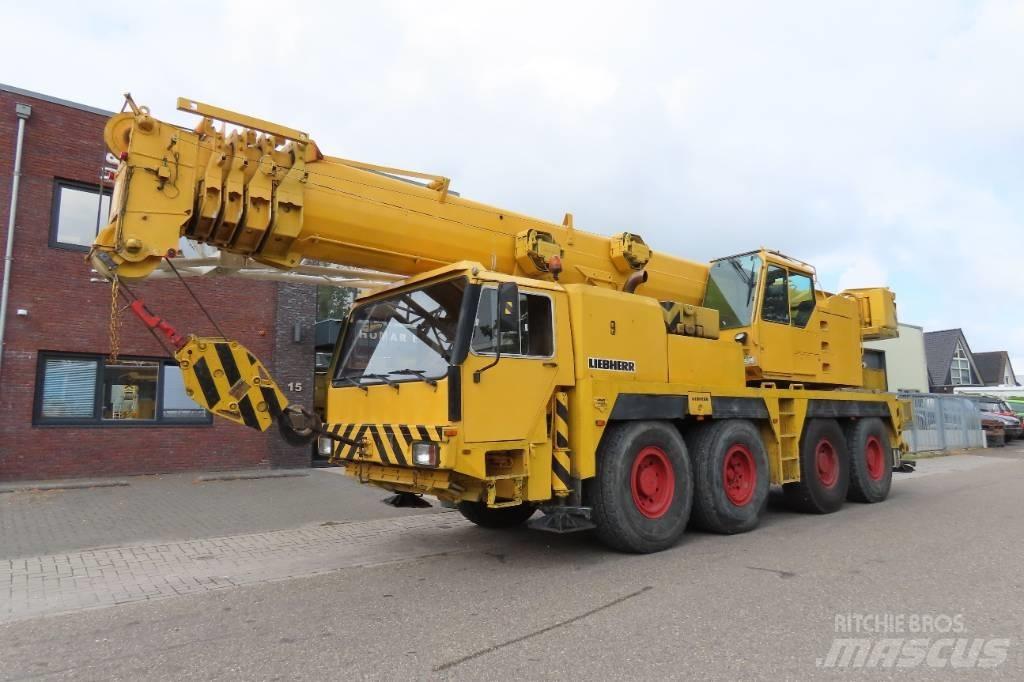 Liebherr LTM 1070-1 Visurgājēji celtņi