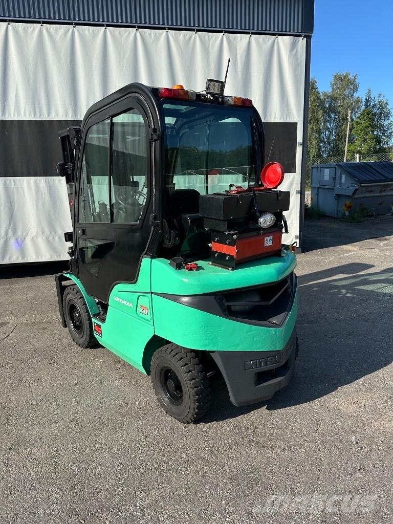 Mitsubishi FD 25 N Tehnika ar dīzeļa dzinēju