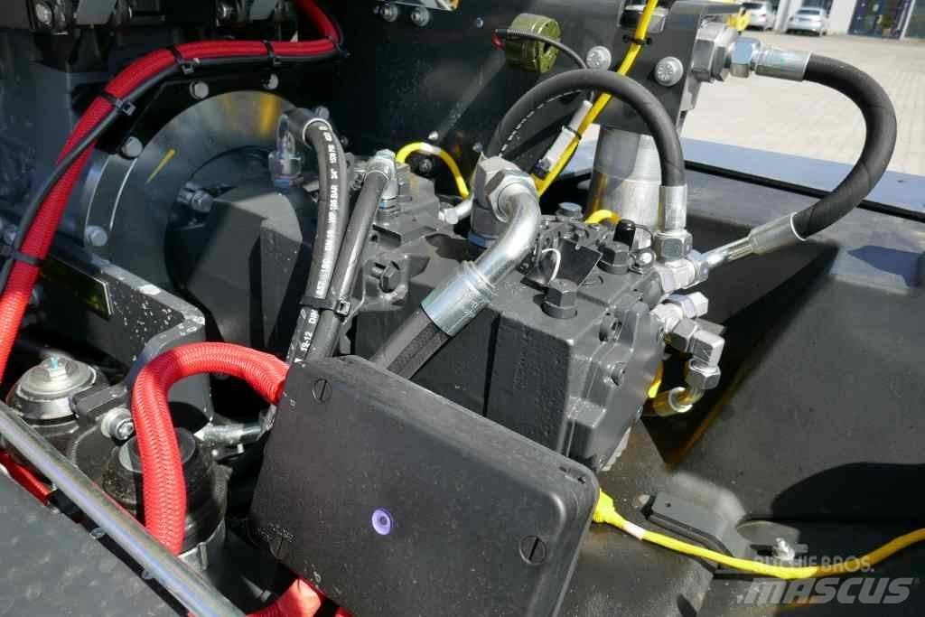 Bomag BW 213 D-5 Augsnes blīvētāji