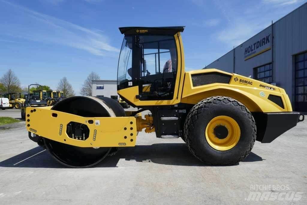 Bomag BW 213 D-5 Augsnes blīvētāji