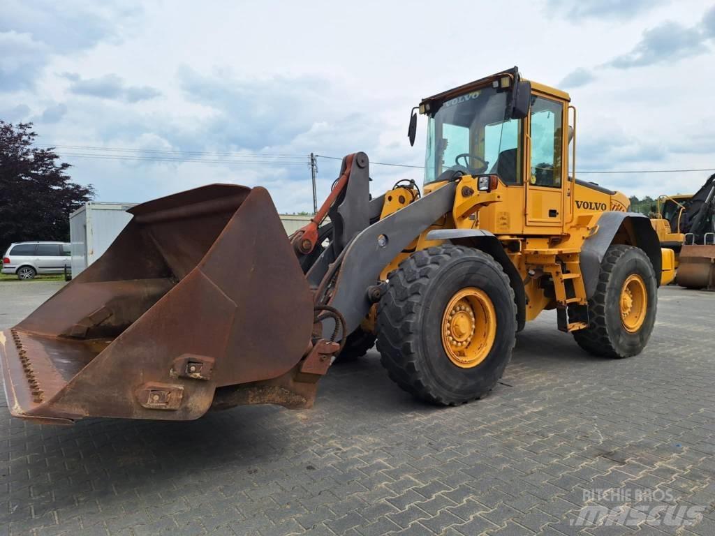 Volvo L 90 E Iekrāvēji uz riteņiem