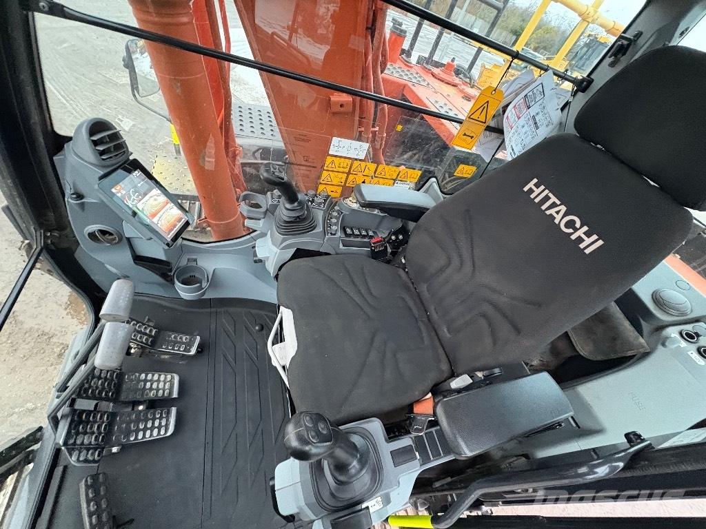 Hitachi ZX130LCN-7 Kāpurķēžu ekskavatori