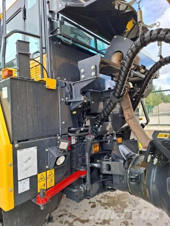 Komatsu HM 300 Artikulētie pašizgāzēji