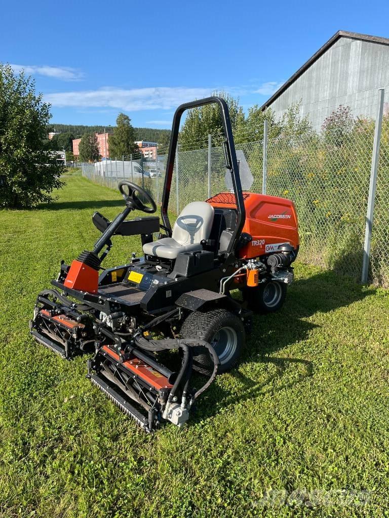 Jacobsen TR320 Mauriņa pļaujmašīnas