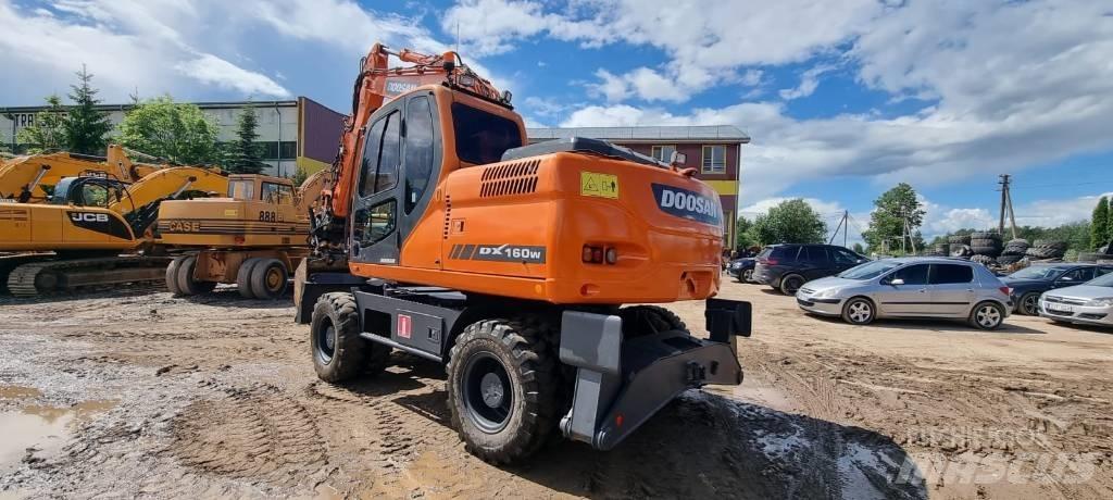 Doosan DX 160 W Ekskavatori uz riteņiem