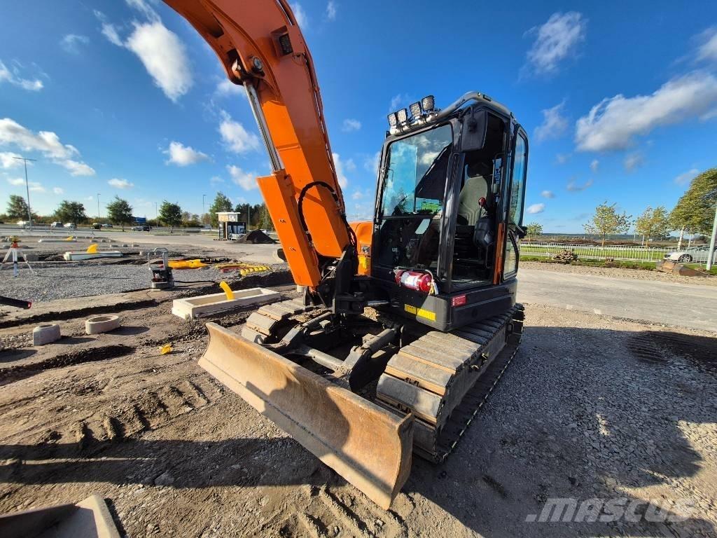 Doosan DX 85 R Vidēja lieluma ekskavatori 7 t - 12 t