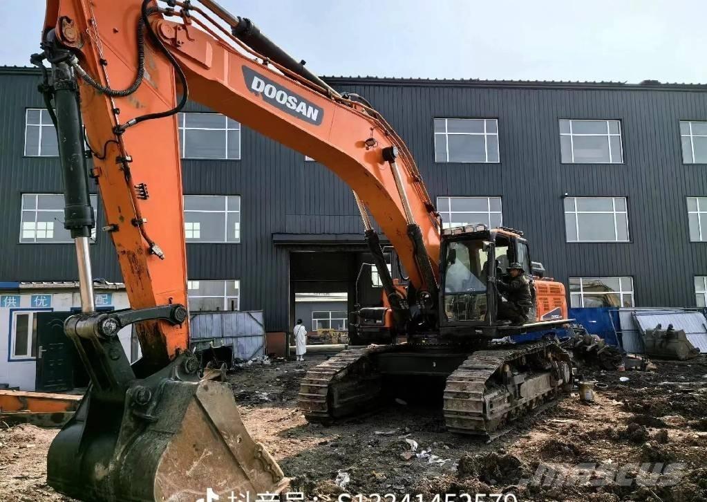 Doosan DX 500 LC Kāpurķēžu ekskavatori