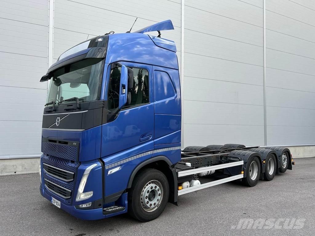 Volvo FH Šasija ar kabīni