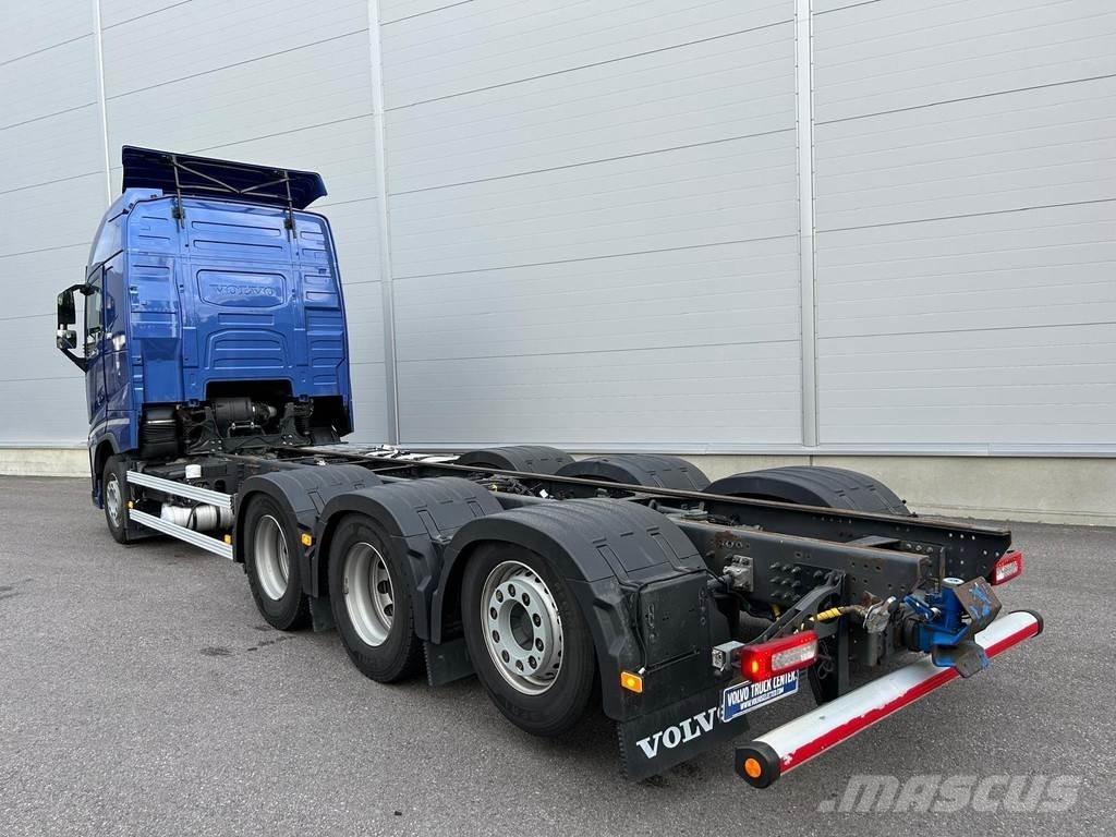 Volvo FH Šasija ar kabīni