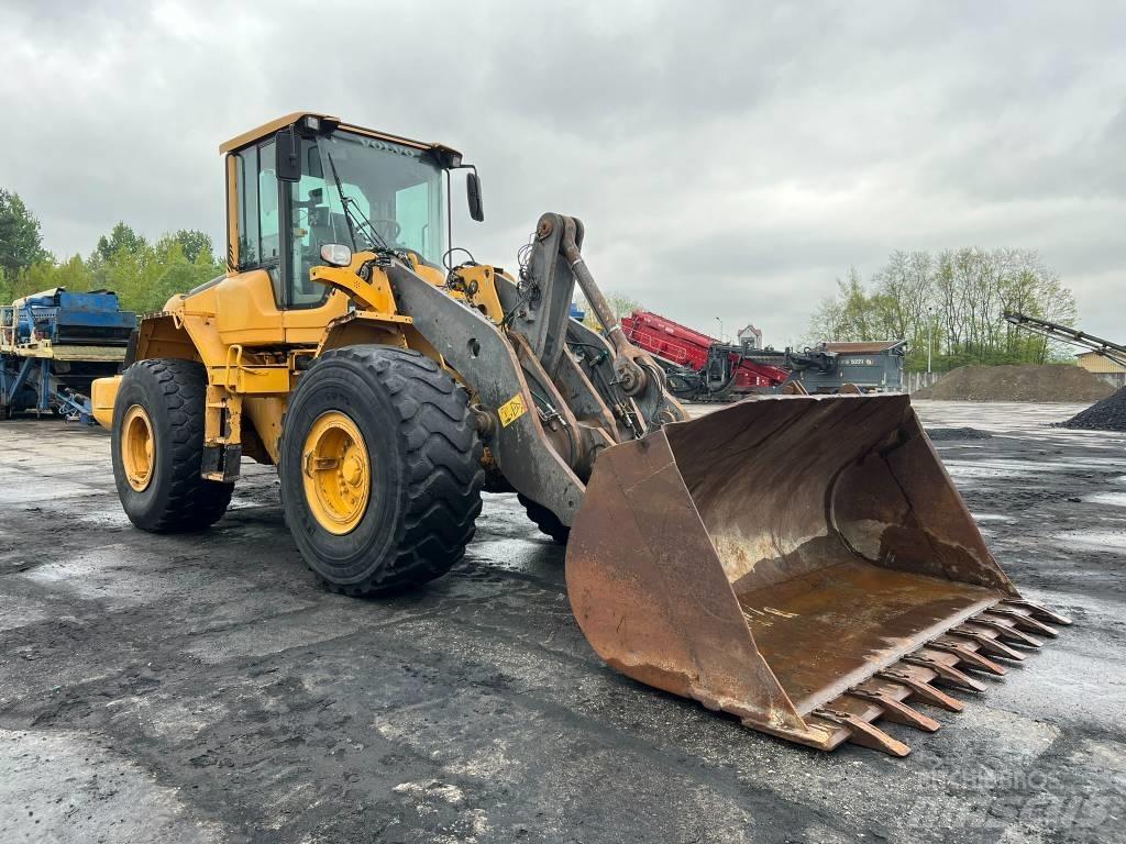 Volvo L 120 F Iekrāvēji uz riteņiem