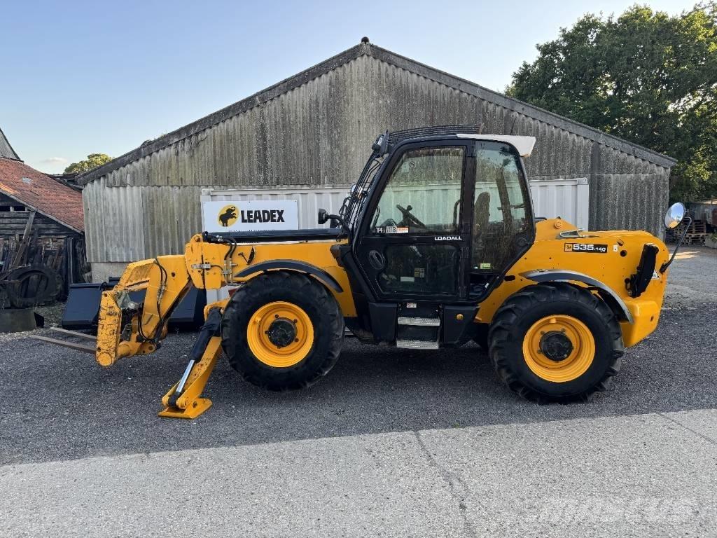 JCB 535-140 Hiviz Teleskopiskie manipulatori
