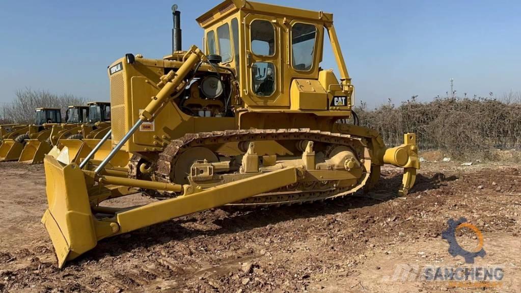CAT D 8 K Kāpurķēžu buldozeri