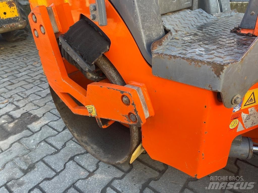 Hamm HD 8 VV Divvalču grunts veltņi