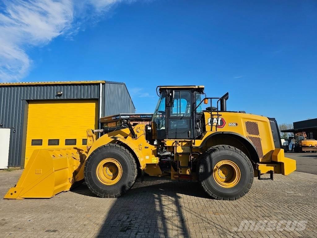CAT 950L Iekrāvēji uz riteņiem