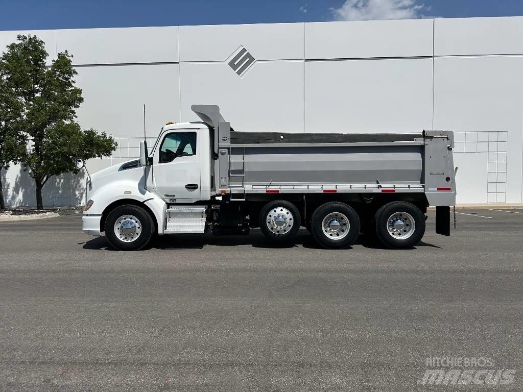 Kenworth T 680 Pašizgāzējs