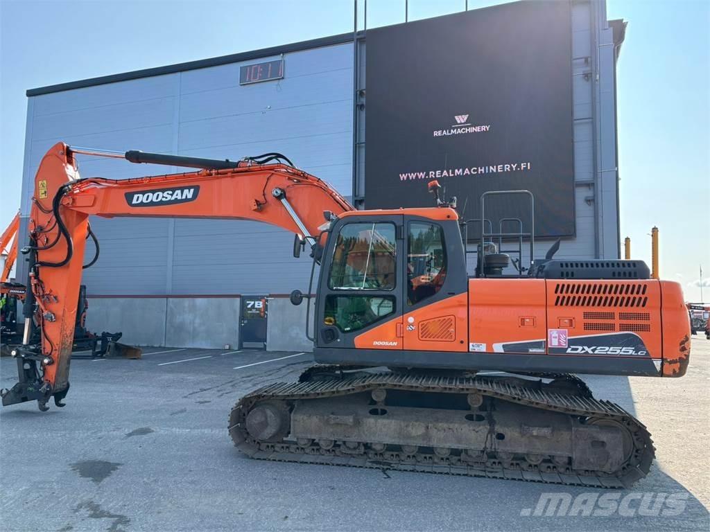 Doosan DX255LC-5 Kāpurķēžu ekskavatori