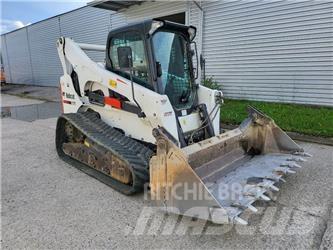 Bobcat T870 Lietoti riteņu kompaktiekrāvēji
