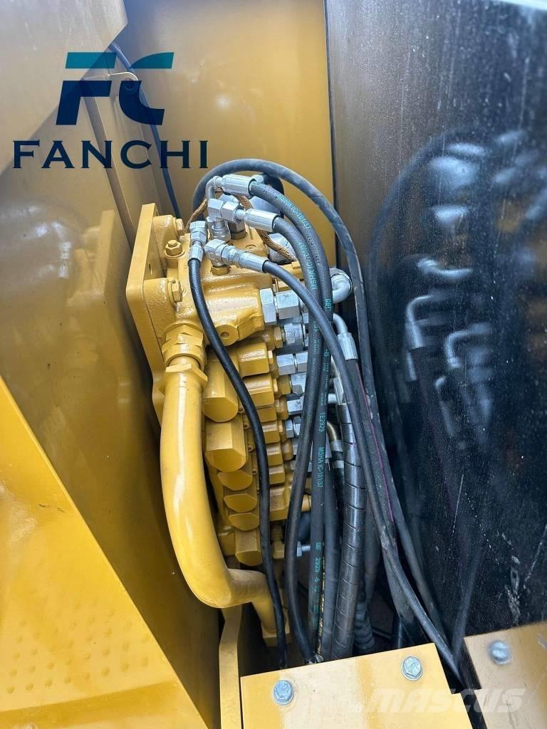 CAT CAT306e2 Kāpurķēžu ekskavatori