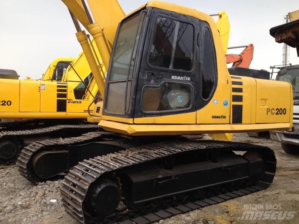Komatsu PC200-6 Kāpurķēžu ekskavatori