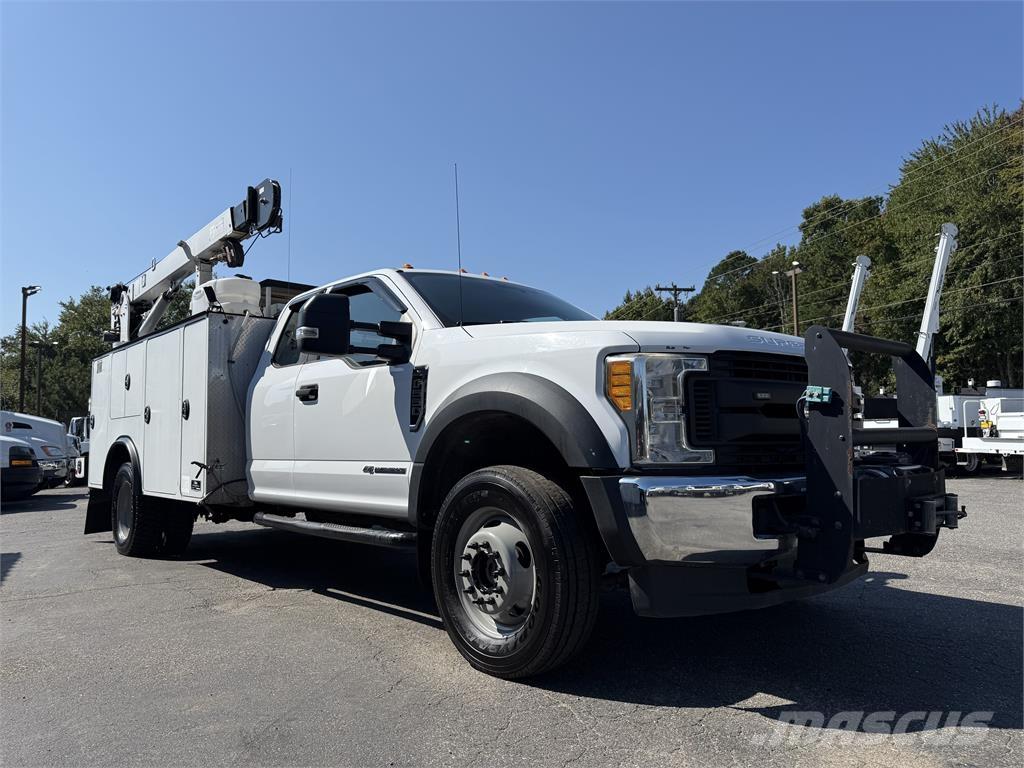 Ford F550 Pilsētas atkritumvedēji