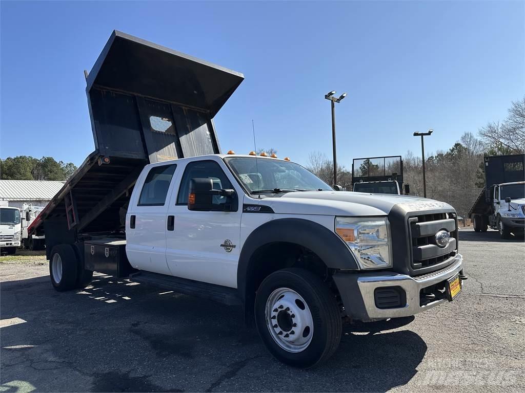 Ford F550 Pašizgāzējs