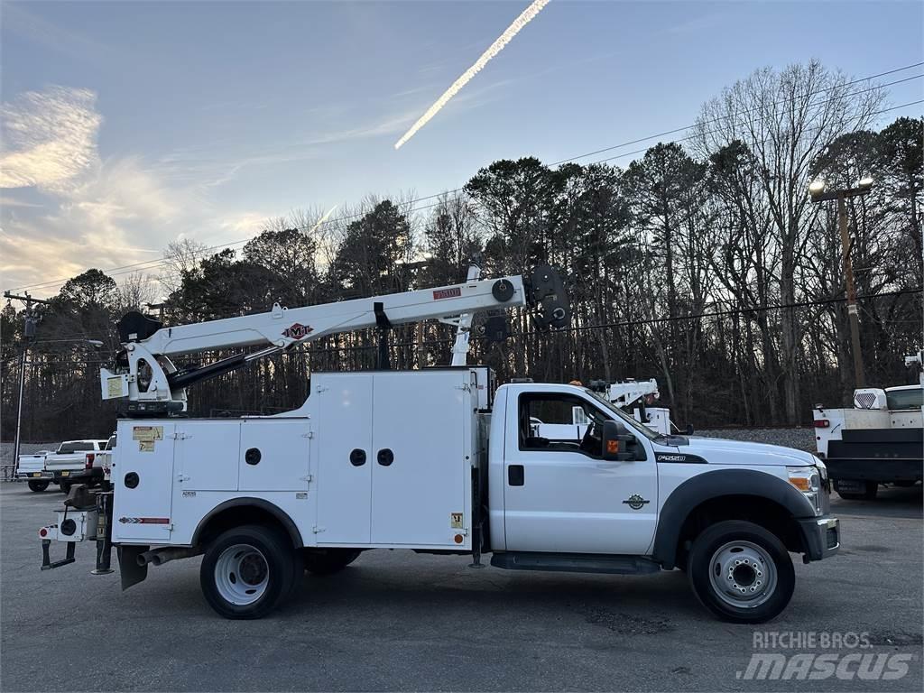 Ford F550 Pilsētas atkritumvedēji