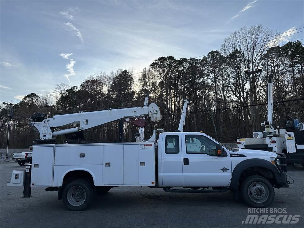 Ford F550 Pilsētas atkritumvedēji