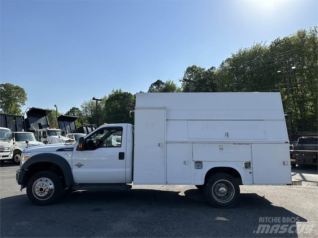 Ford F550 Pilsētas atkritumvedēji