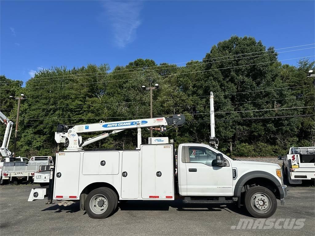Ford F550 Pilsētas atkritumvedēji