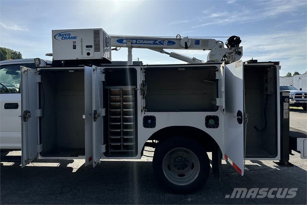 Ford F550 Pilsētas atkritumvedēji