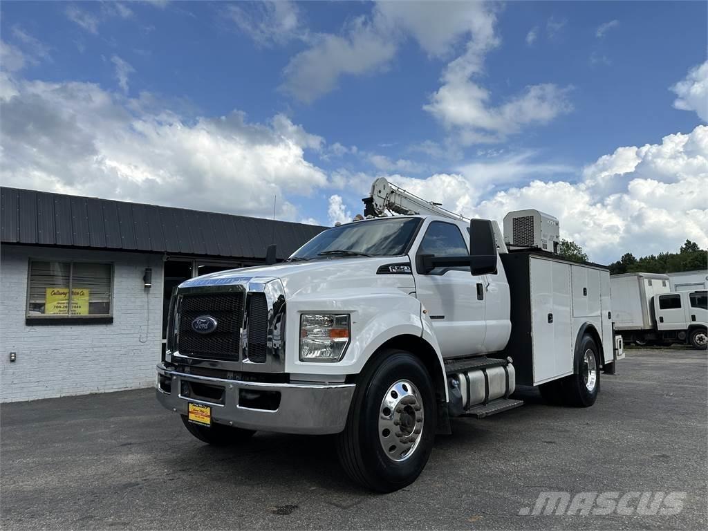 Ford F750 Pilsētas atkritumvedēji