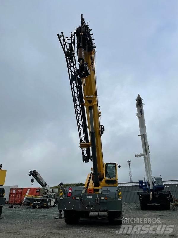 Grove RT890E Celtņi nelīdzenām virsmām