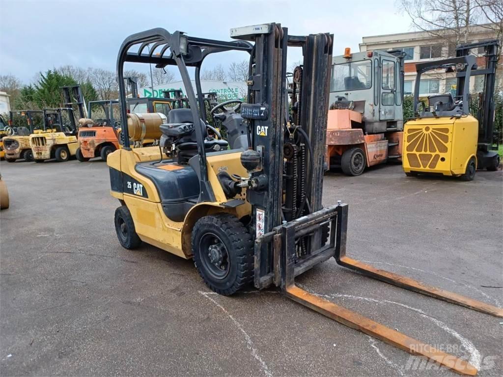 CAT GP25N Autokrāvēji - citi