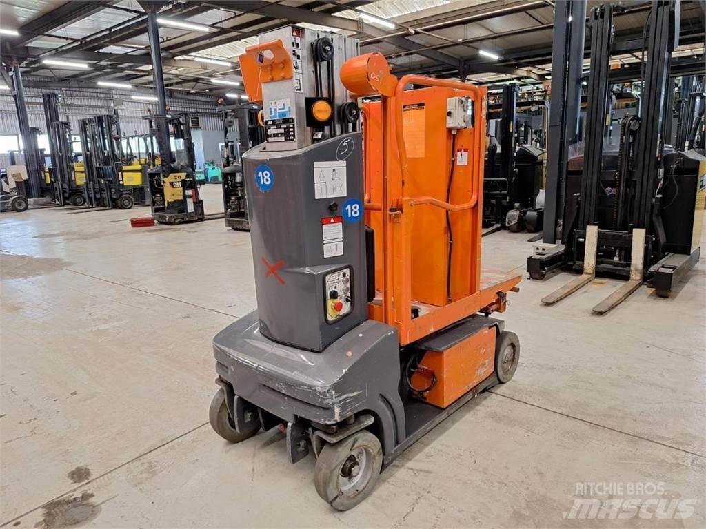 JLG TOUCAN DUO Citi pacēlāji un platformas