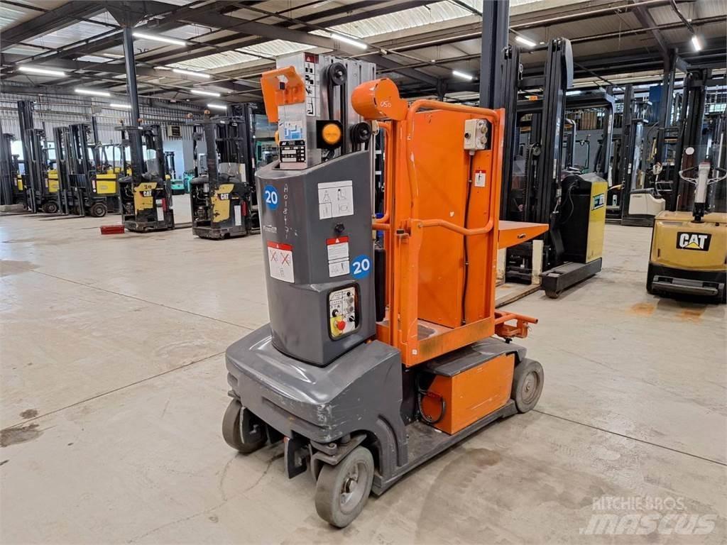 JLG TOUCAN DUO Citi pacēlāji un platformas