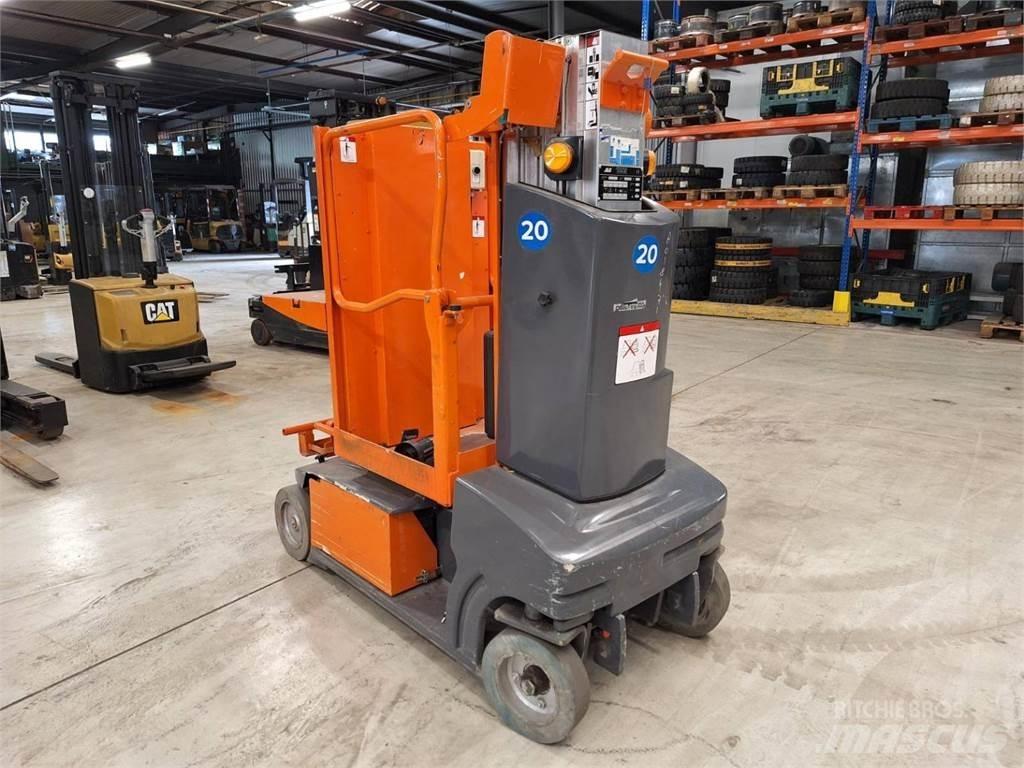 JLG TOUCAN DUO Citi pacēlāji un platformas
