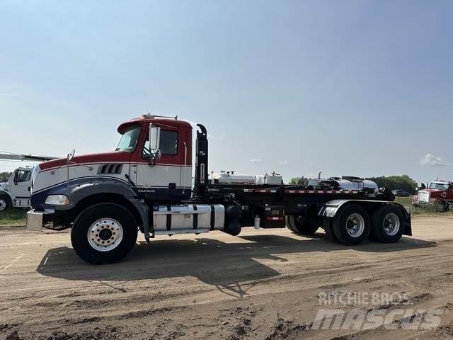 Mack GRANITE Citi