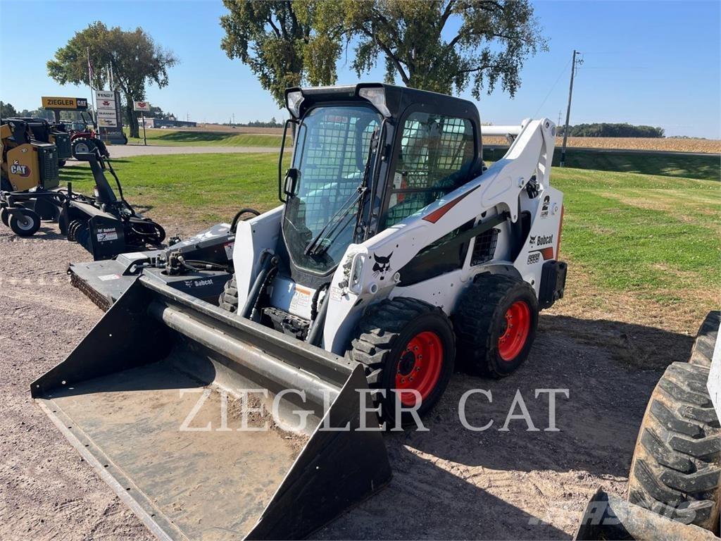 Bobcat S595 Lietoti riteņu kompaktiekrāvēji