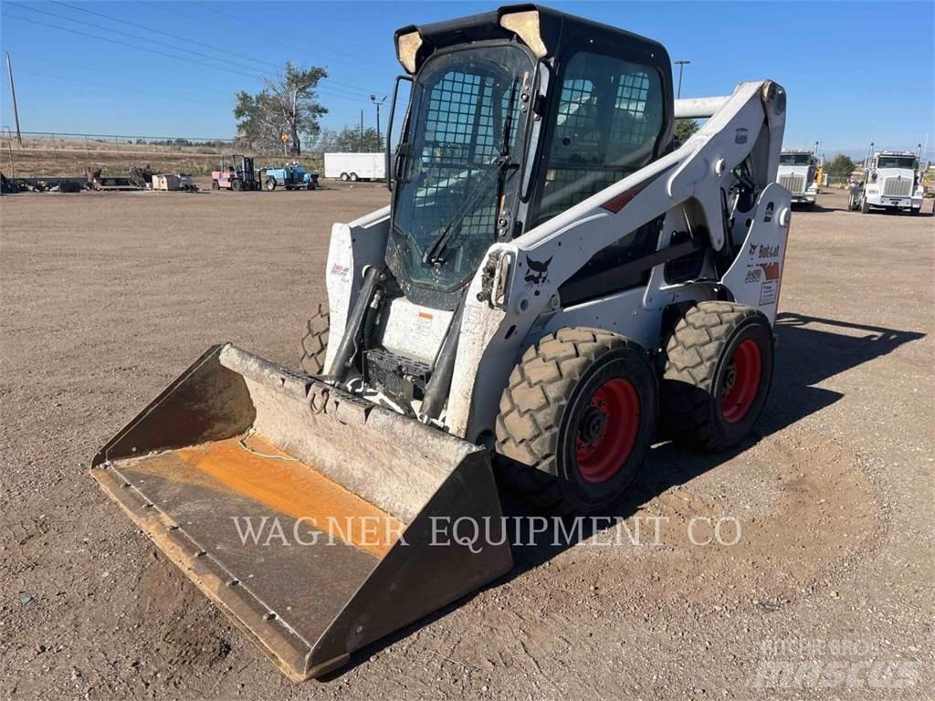 Bobcat S650 Lietoti riteņu kompaktiekrāvēji