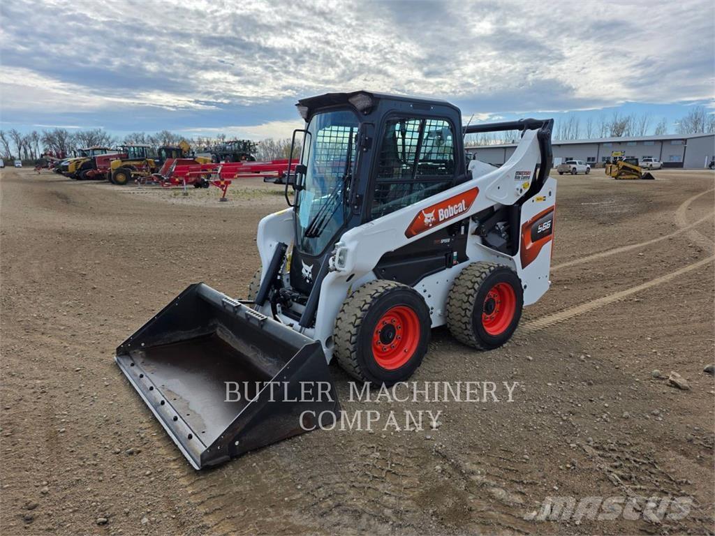 Bobcat S66 Lietoti riteņu kompaktiekrāvēji