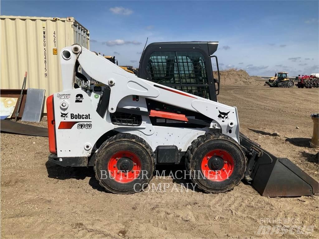 Bobcat S740 Lietoti riteņu kompaktiekrāvēji