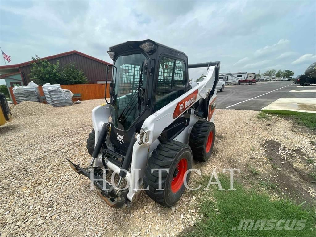 Bobcat S76 Lietoti riteņu kompaktiekrāvēji