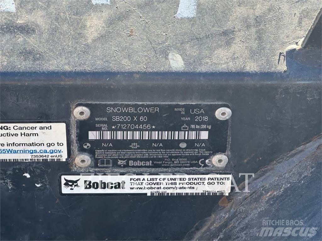 Bobcat SB200 Lietoti riteņu kompaktiekrāvēji