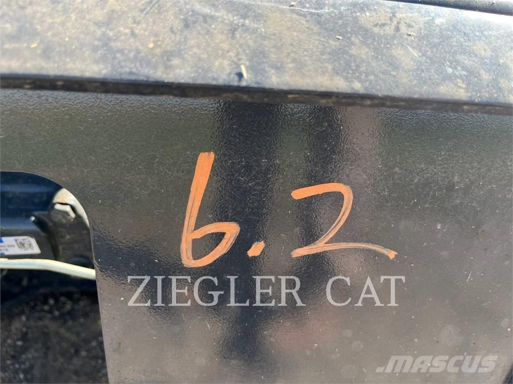 Bobcat SB200 Lietoti riteņu kompaktiekrāvēji