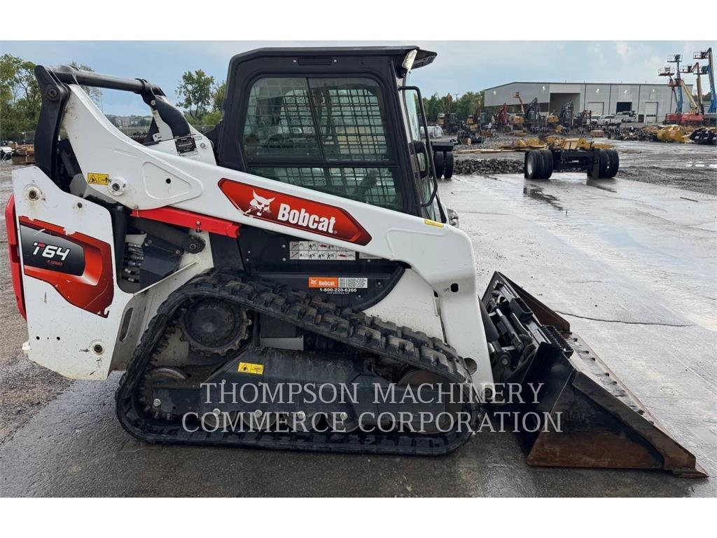 Bobcat T64 Kāpurķēžu iekrāvēji