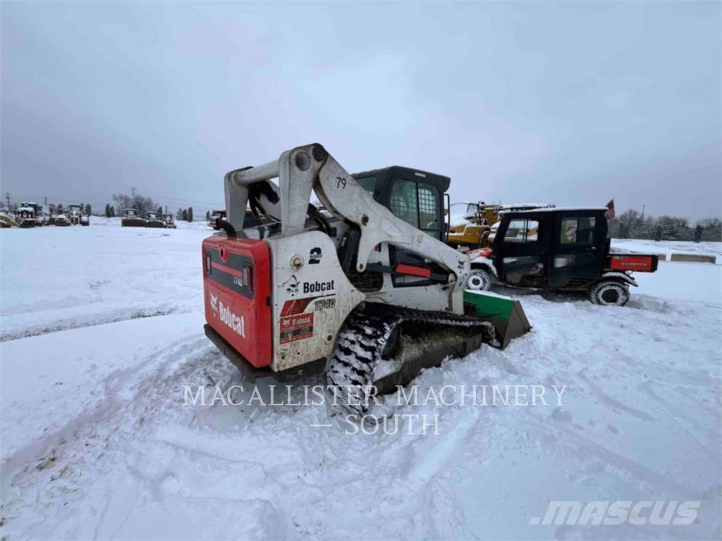 Bobcat T740 Kāpurķēžu iekrāvēji