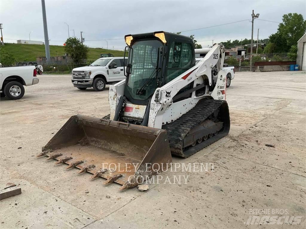 Bobcat T770 Lietoti riteņu kompaktiekrāvēji